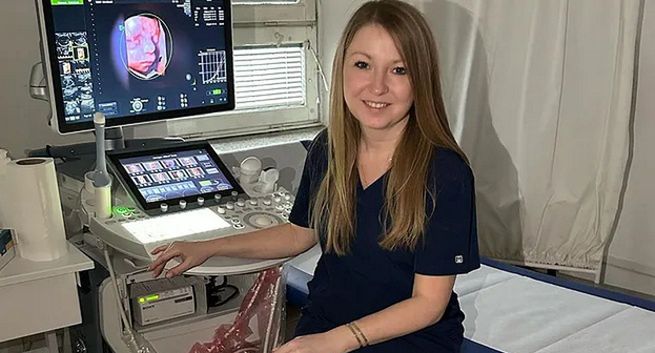 Mama Ginekolog pod lawiną krytyki za przyjmowanie znajomych poza kolejnością. Koniec jej kariery influencerskiej?