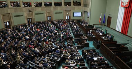 Sejm przyjął eLicytacje. Sprzedaż majątku dłużników ma przenieść się do internetu