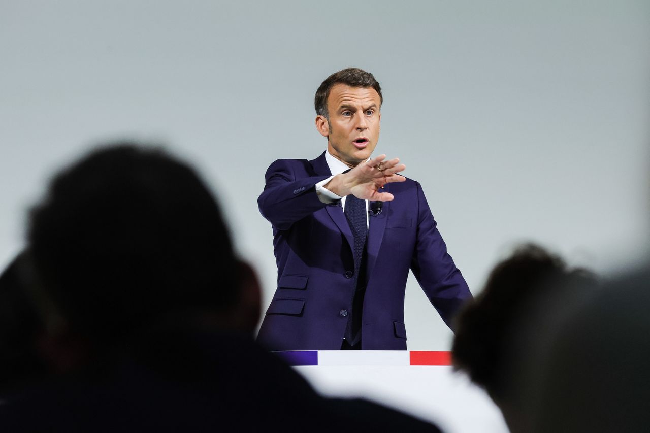 Macron condemns national rally's ambiguous stance on Russia