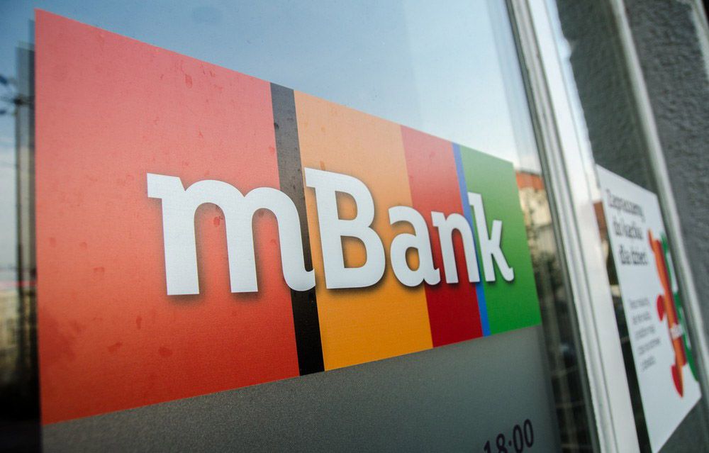 mBank udostępnił nową wersję aplikacji na smartfony. Wprowadził wideoczaty z doradcą