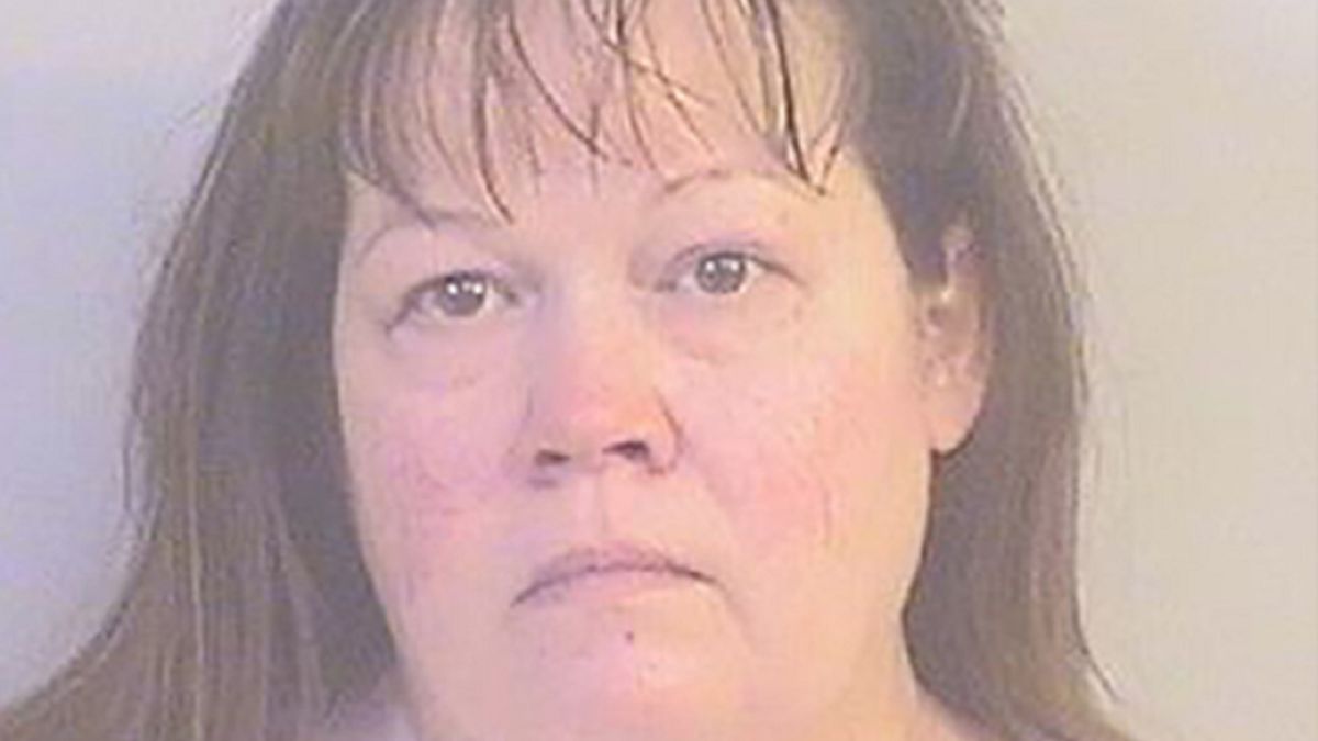 Kobieta tłumaczy, że tańczyła z dzieckiem w "różnych pozycjach".