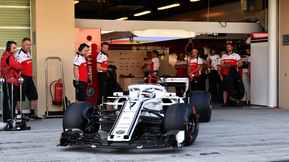 Zdjęcie okładkowe artykułu: Materiały prasowe / Pirelli Media / Na zdjęciu: Kimi Raikkonen w barwach Alfy Romeo