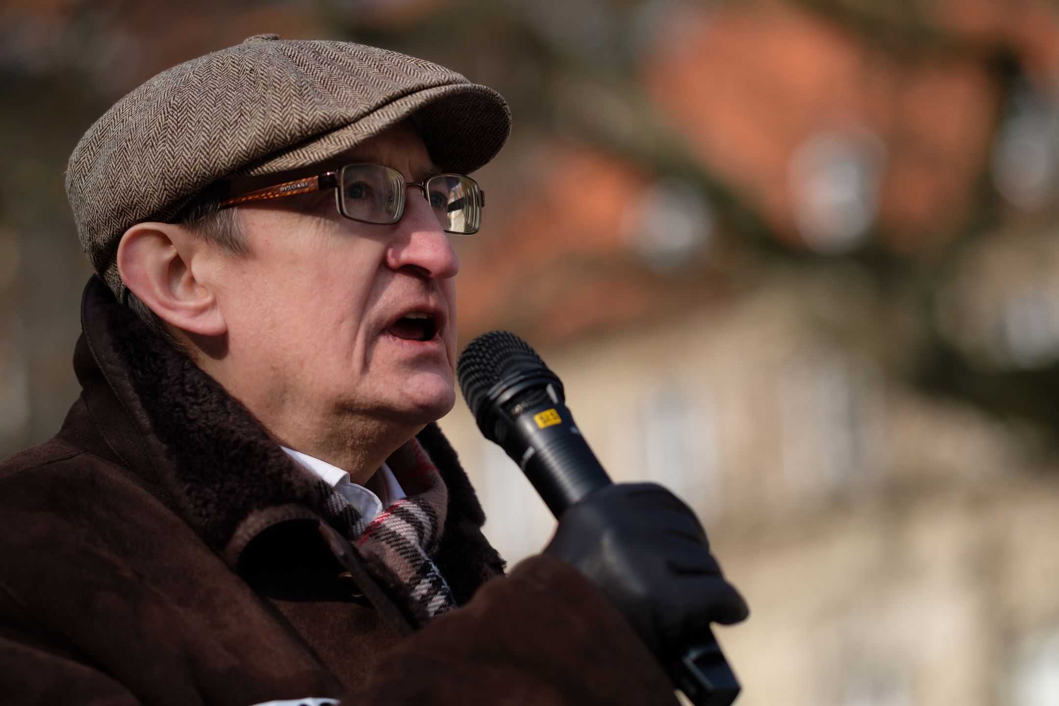 Były senator Józef Pinior mógł mieć romans. Tu facet ma Były senator Józef Pinior mógł mieć romans. Tu facet ma