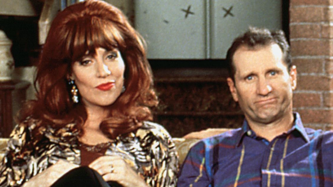 Ed O'Neill, Katey Sagal/ kadr z serialu Świat według Bundych
