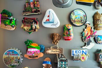 Masz magnesy na lodówce? Producenci stawiają sprawę jasno