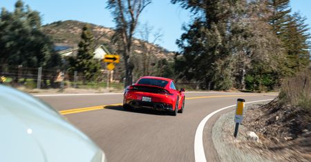 Porsche obniża prognozy na 2025 rok. Akcje producenta tracą 7 proc.