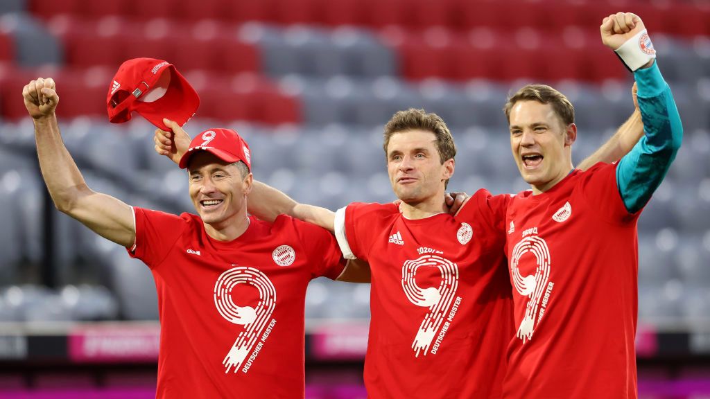 Zdjęcie okładkowe artykułu: Getty Images / Alexander Hassenstein / Na zdjęciu: Robert Lewandowski, Thomas Mueller i Manuel Neuer