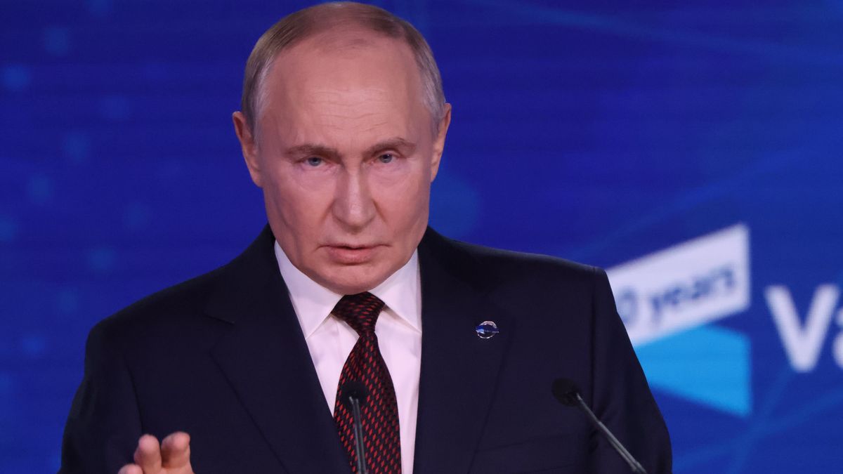 SOCHI, RUSSIA - NOVEMBER 7 (RUSSIA OUT) Russian President Vladimir Putin speeches during a plenary session of the Valdai Club, November 7 2024, in Moscow, Russia. Putin visited an annual meeting of Russian and foreign analysts and political scientists. (Photo by Contributor/Getty Images)