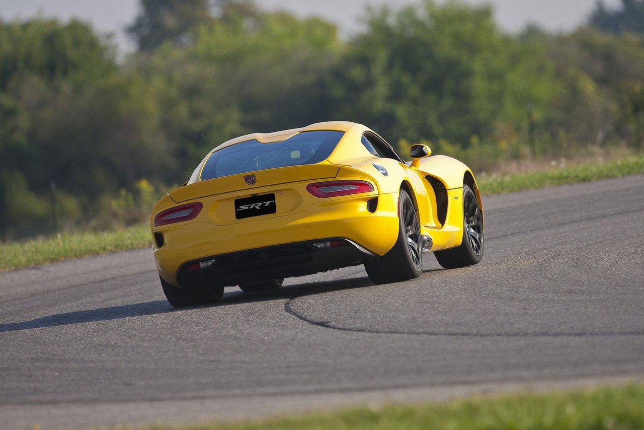 2013 SRT Viper-11