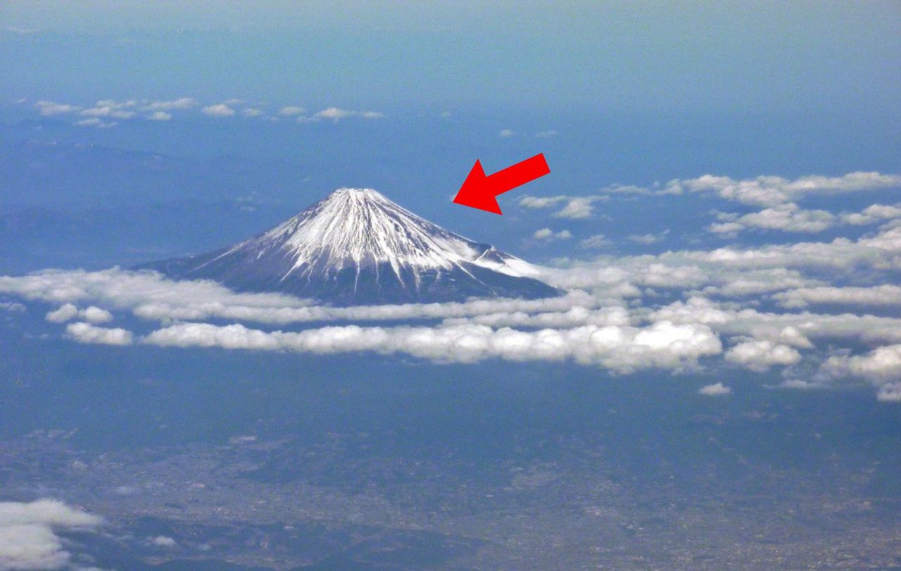 Mount Fuji snow delay marks longest wait in 130 years