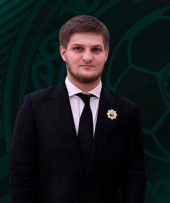 Syn Kadyrowa z kolejnym stanowiskiem. 18-latek robi karierę