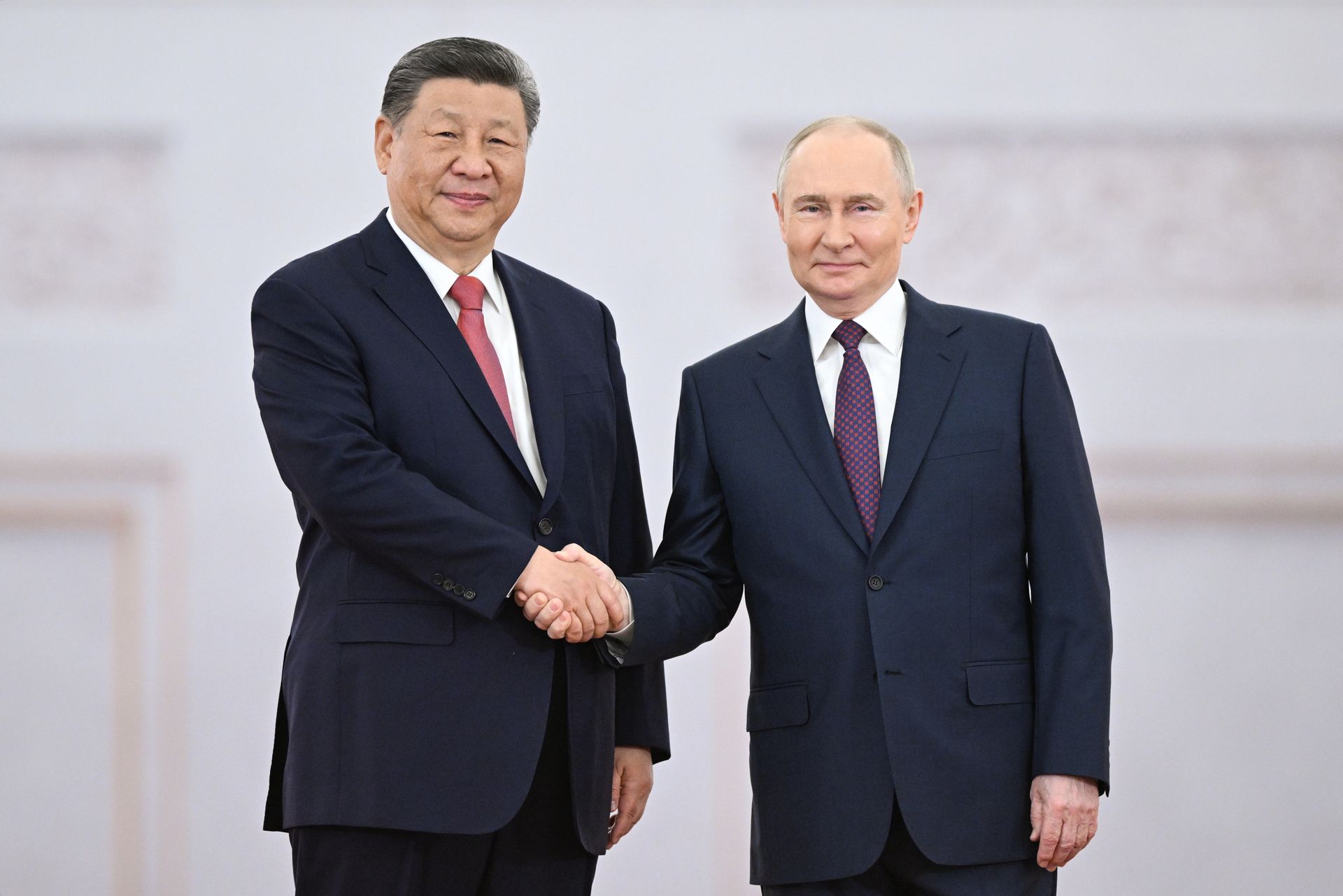 Rosja pozyskuje miliardy. Sprzedaje obligacje denominowane w juanach