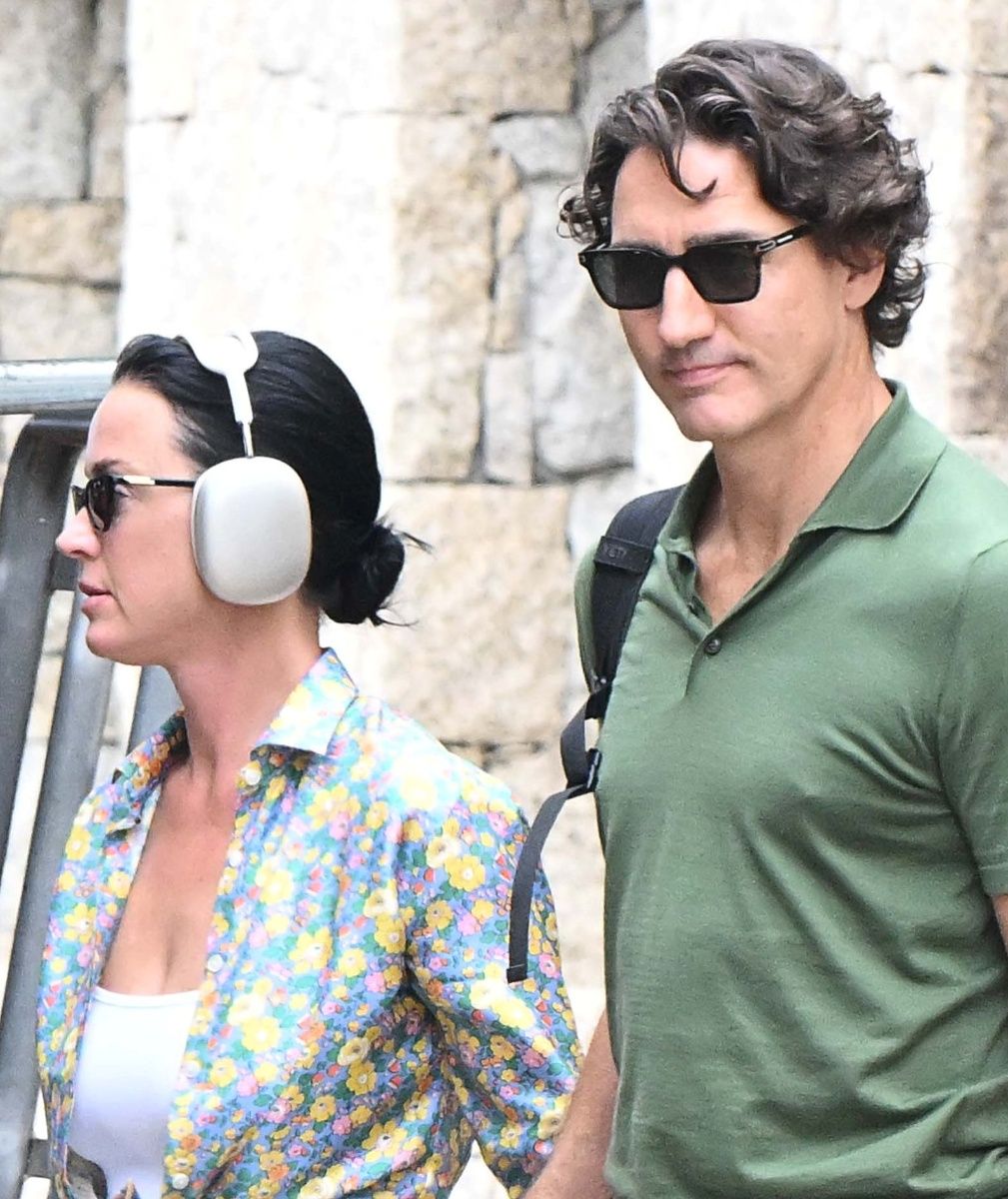 Katy Perry i Justin Trudeau wylądowali na Sardynii