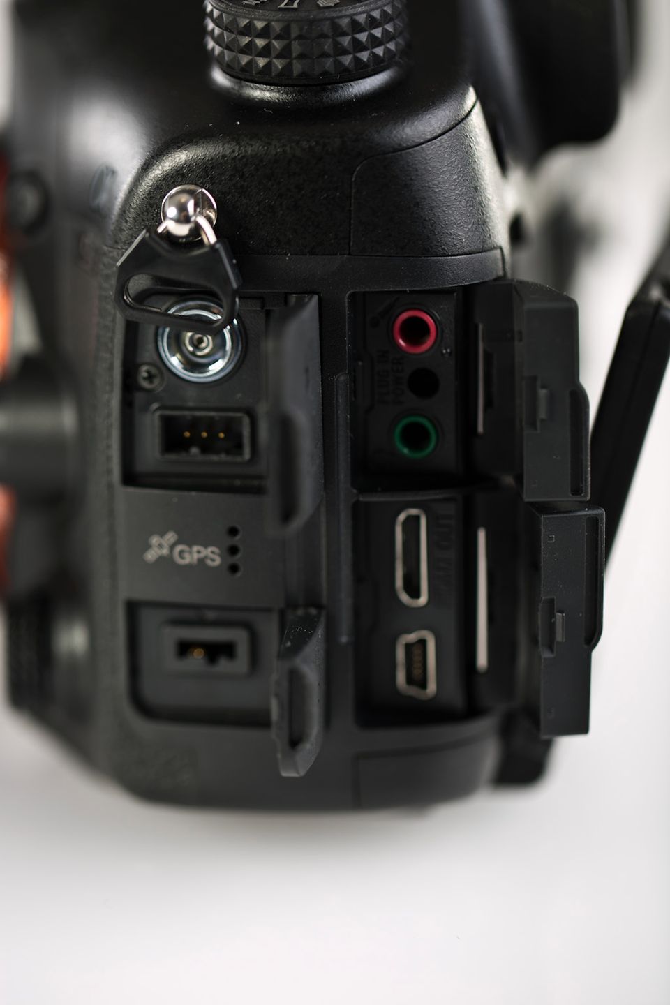 Sony SLT-A99 – pełna klatka, ale niepełna satysfakcja [wideotest] 5