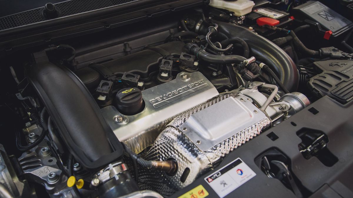 Silnik 1.6 THP, któremu potem zmieniono nazwę na 1.6 PureTech