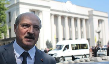 Białoruś. Łukaszenka mówi o "heroizacji bandytów" przez Polaków