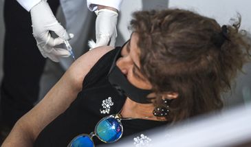 Szczepienia na COVID-19. Od 12 kwietnia rejestracja kolejnych roczników