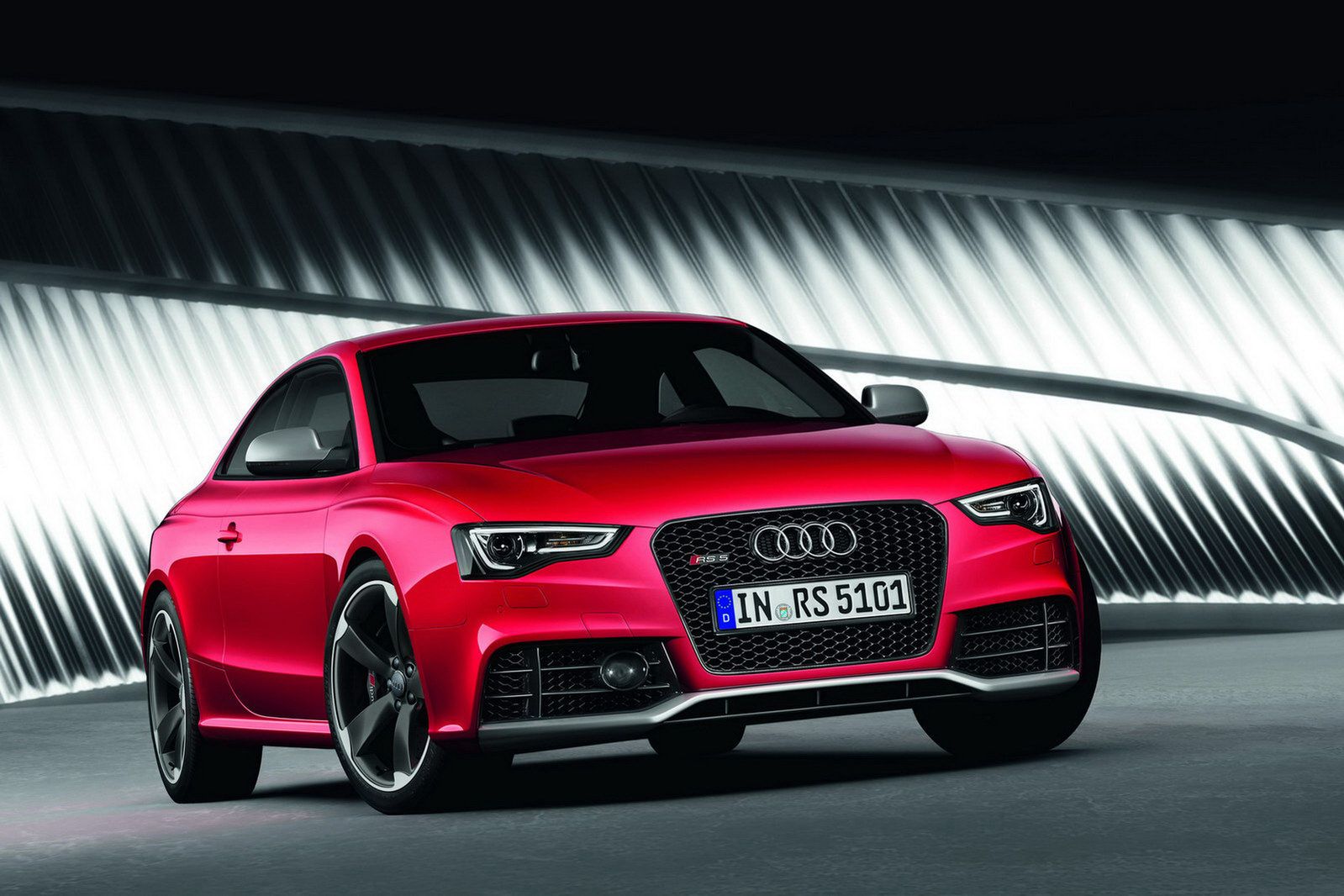 Audi-RS-5-FL-1