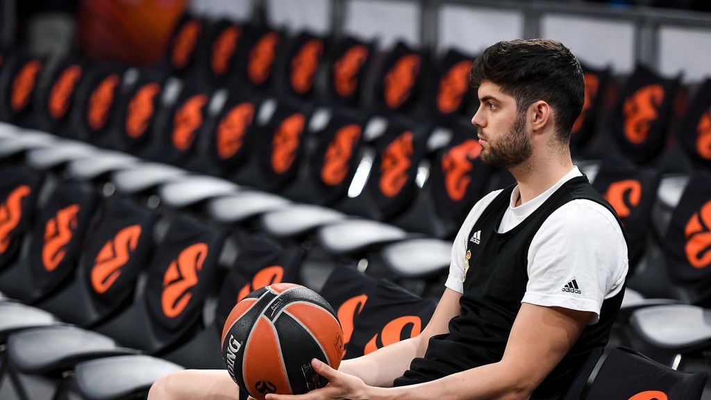 Zdjęcie okładkowe artykułu: Getty Images /  Patrick Albertini/Euroleague Basketball / Na zdjęciu: Santi Yusta