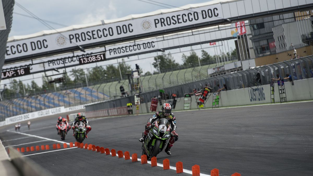Materiały prasowe / Kawasaki / Wyścig World Superbike