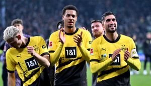 Bundesliga: Osłabiona Borussia z wygraną. Grał Dawid Kownacki