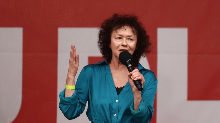 Joanna Szczepkowska na Marszu Miliona Serc