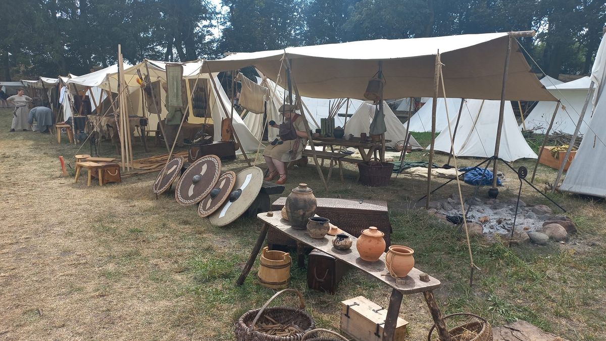 Stoiska w Grzybowie pod lupą inspektora skarbowego.