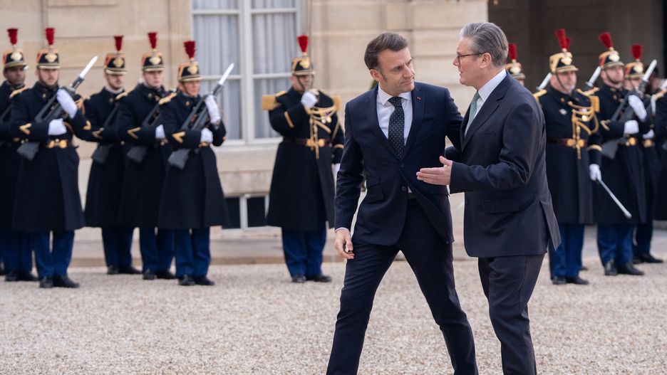 Emmanuel Macron, France's president, left, and Keir Starmer, UK prime minister, at the Elysee Palace in Paris, France, on Monday, Feb. 17, 2025. French President Emmanuel Macron hastily convened a mini-summit Monday in Paris with several European leaders, including Starmer, to discuss Ukraine and possible ways to boost European defense spending. Photographer: Nathan Laine/Bloomber