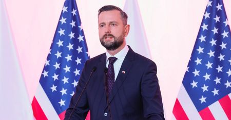 Szef MON nie jedzie do USA. Jest komentarz z Pentagonu