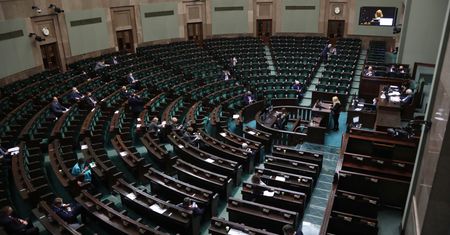 Sejm. Ruszył blok głosowań: w tym wybór nowego RPO (TRANSMISJA)