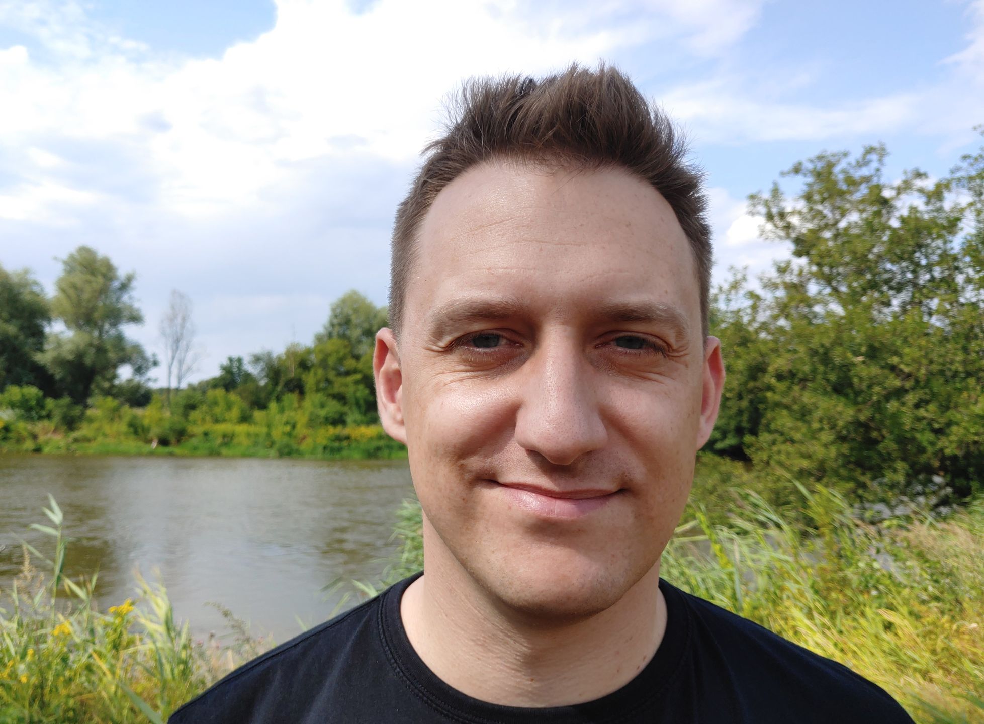 LG G8s ThinQ kontra Sony A7 II. Sprawdzam czy smartfon daje radę bezlusterkowcowi 10