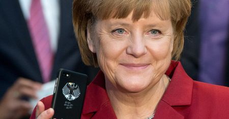 Waszym zdaniem: Jak BlackBerry mogłoby wykorzystać aferę podsłuchową?