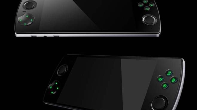 Nikt nie chce hybryd smartfonów i kieszonsolek, ale producenci nie przestają próbować. Snail Mobile W3D w przedsprzedaży 1