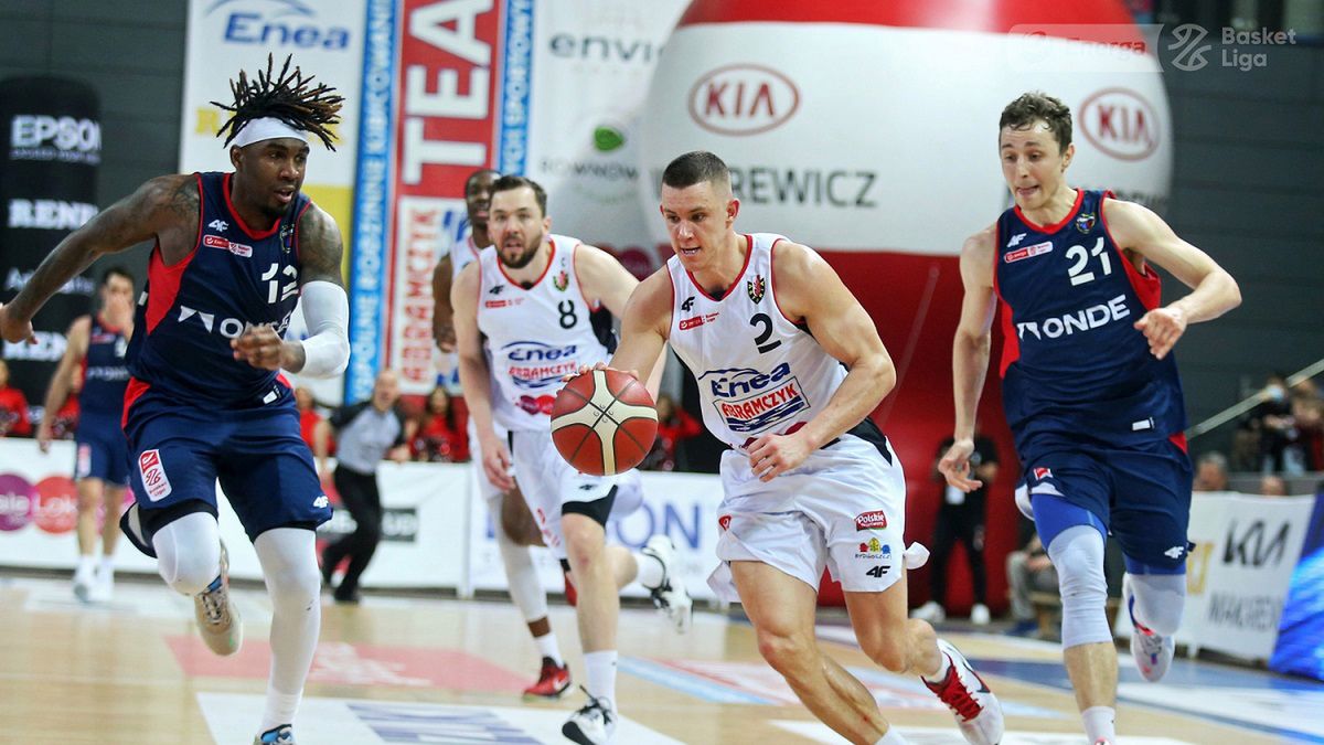 Zdjęcie okładkowe artykułu: Materiały prasowe / Andrzej Romański / Energa Basket Liga / Zębski i Chyliński