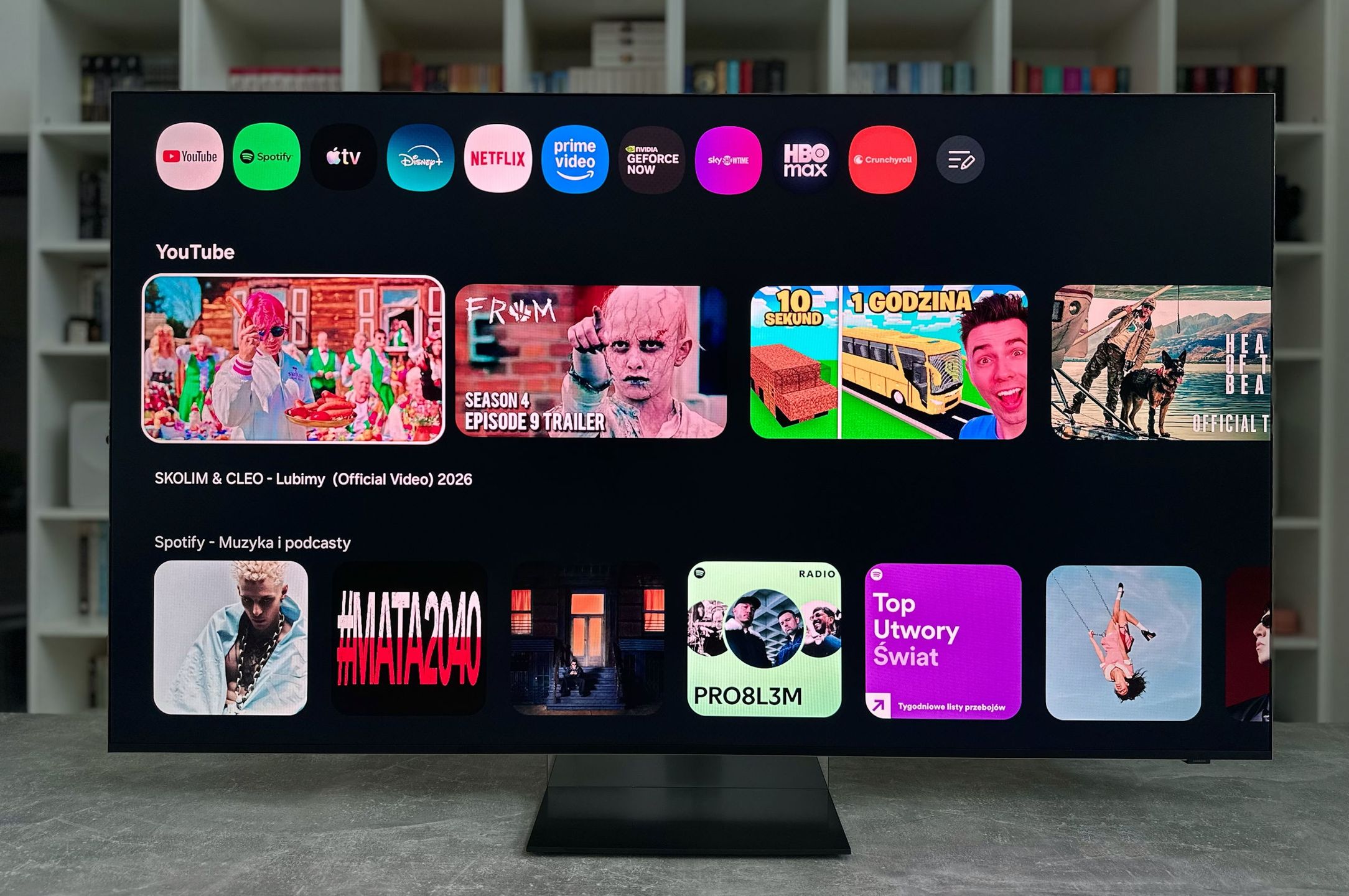 Samsung Micro RGB 65R95H - aplikacje