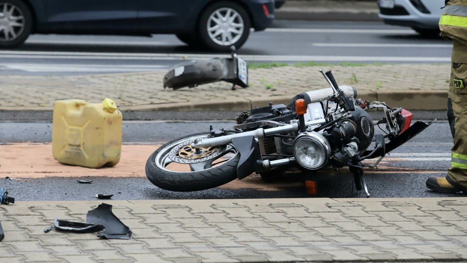 Do śmiertelnego wypadku w Chodczu doszło w sobotę, 21 czerwca, w godzinach popołudniowych. Nie żyje motocyklista. 
