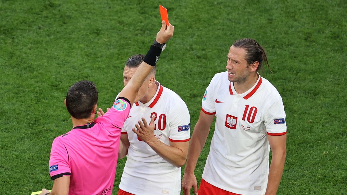 Euro 2020 Fatalna Decyzja Grzegorza Krychowiaka Tak Reprezentant Polski Wyleciał Z Boiska 