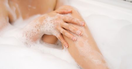 Jak dbać o skórę miejsc intymnych? Te kwestie są kluczowe
