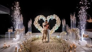 Bajkowe zaręczyny. Piękna WAGs z Premier League powiedziała "tak"