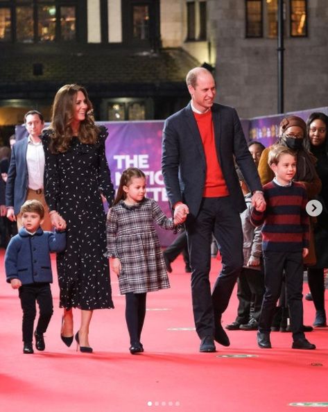Księżna Kate i książę William z dziećmi