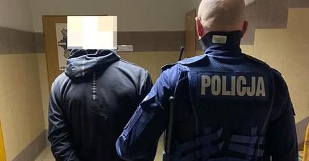 Jelenia Góra. Zaatakował ratowników medycznych. Musiała interweniować policja