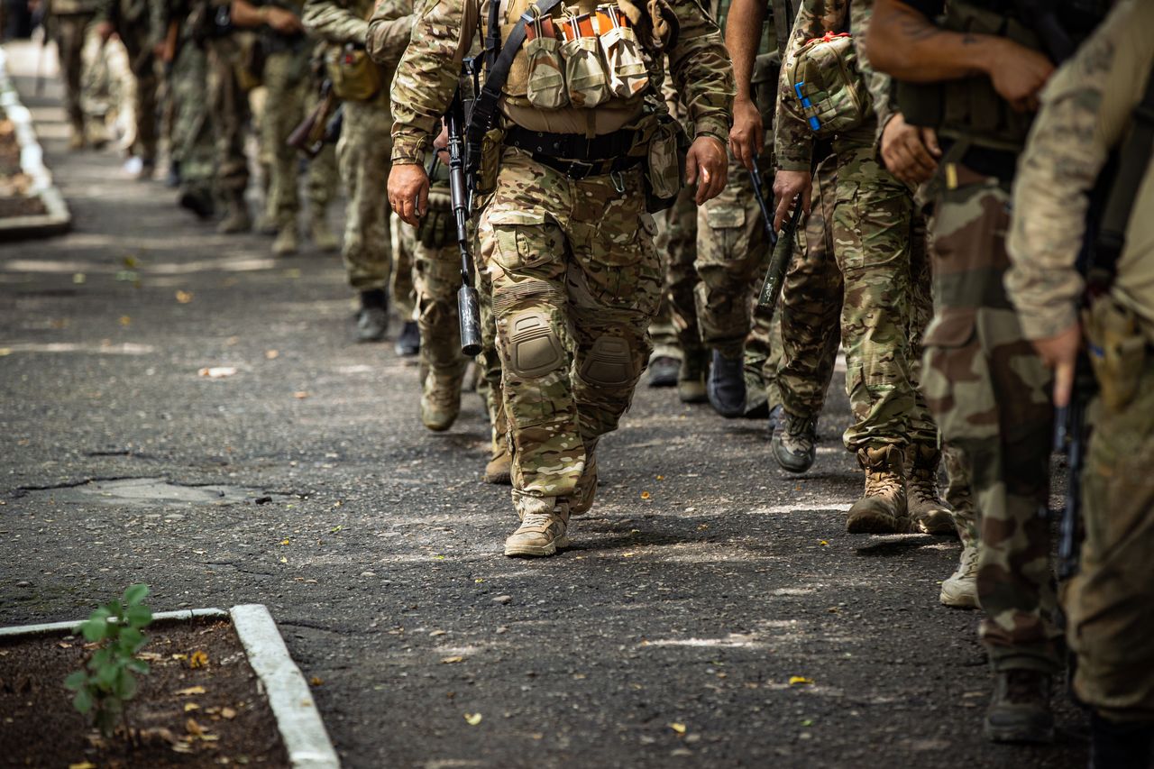 Ukraińcy uciekają od wojska. Leszek Miller zabrał głos