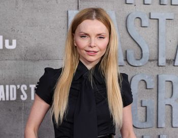 Jej początki w USA były ciężkie. Sprzedawała baterie i bawiła dzieci