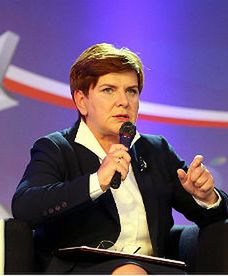 Oni będą rządzić Polską? "Gabinet cieni" Beaty Szydło