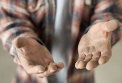 Żyją z byle jakiej pensji. Ile ubóstwa w Polsce?