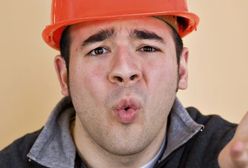 Jacy są młodzi faceci w pracy?