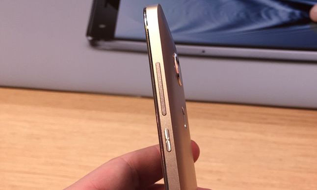 288766925562656915