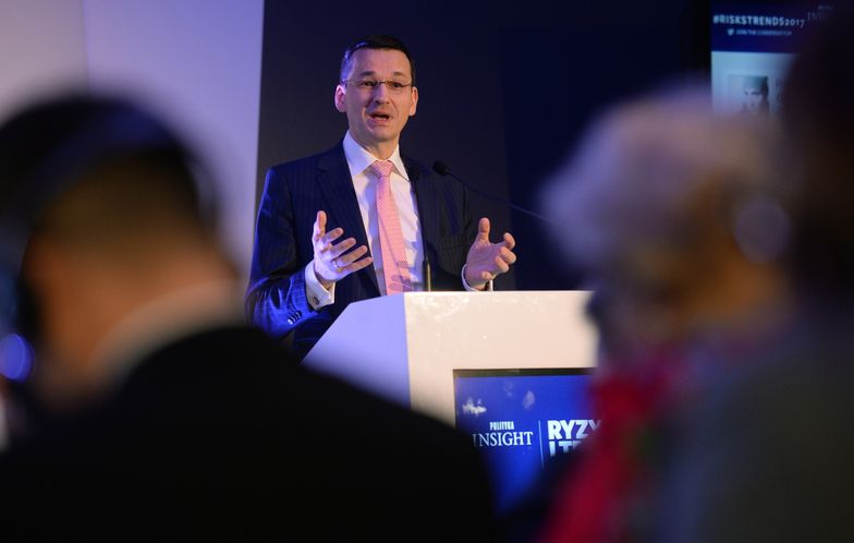 Morawiecki chce uszczelnić podatki na 50 mld zł. Eksperci: "to realne, ale za 10 lat"