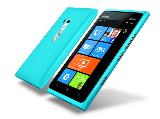 Nokia Lumia 900 i rozczarowujące wyniki sprzedaży