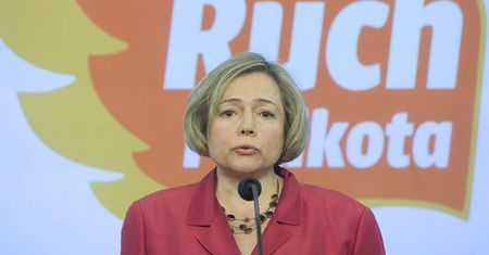 Debata o emeryturach z udziałem premiera i pracownic